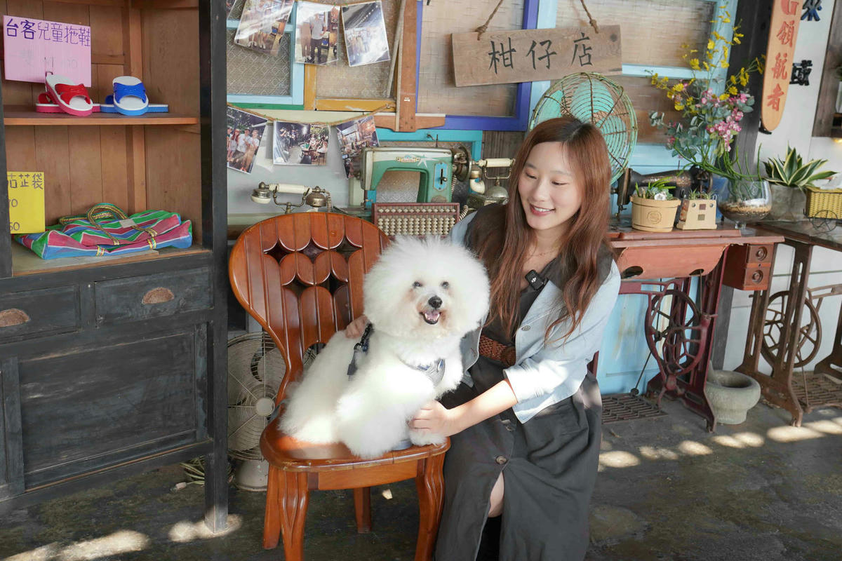 【宜蘭冬山美食】老司G Tea&Coffee,田園間復古工業風網美咖啡廳,在半開放式的貨櫃屋和玻璃屋用餐。親子寵物友善餐廳 - 第24張圖