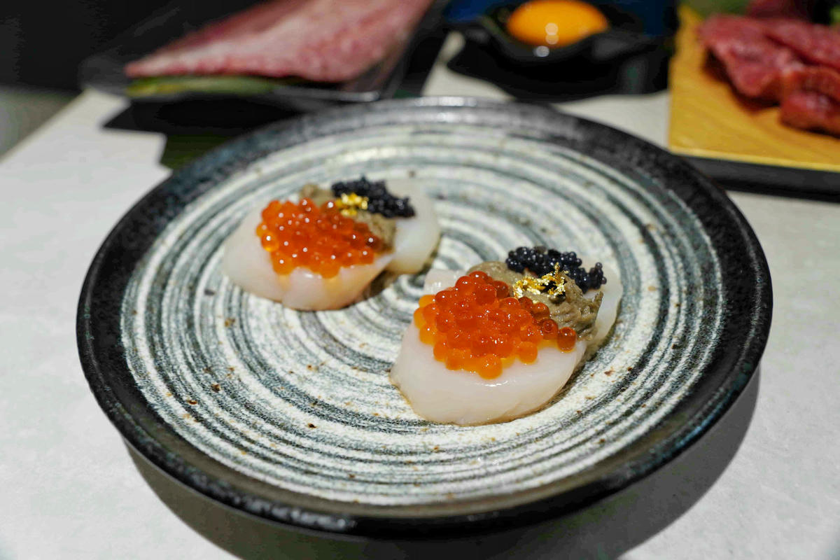【桃園美食】純水燒肉,桃園藝文特區新開幕的正宗和牛燒肉店!一次滿足視覺與味覺的極致和牛饗宴,自己烤肉只要半價,還有高級VIP包廂 - 第33張圖
