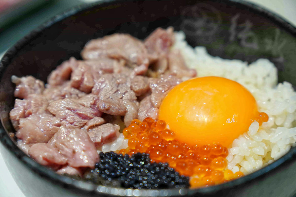 【桃園美食】純水燒肉,桃園藝文特區新開幕的正宗和牛燒肉店!一次滿足視覺與味覺的極致和牛饗宴,自己烤肉只要半價,還有高級VIP包廂 - 第78張圖