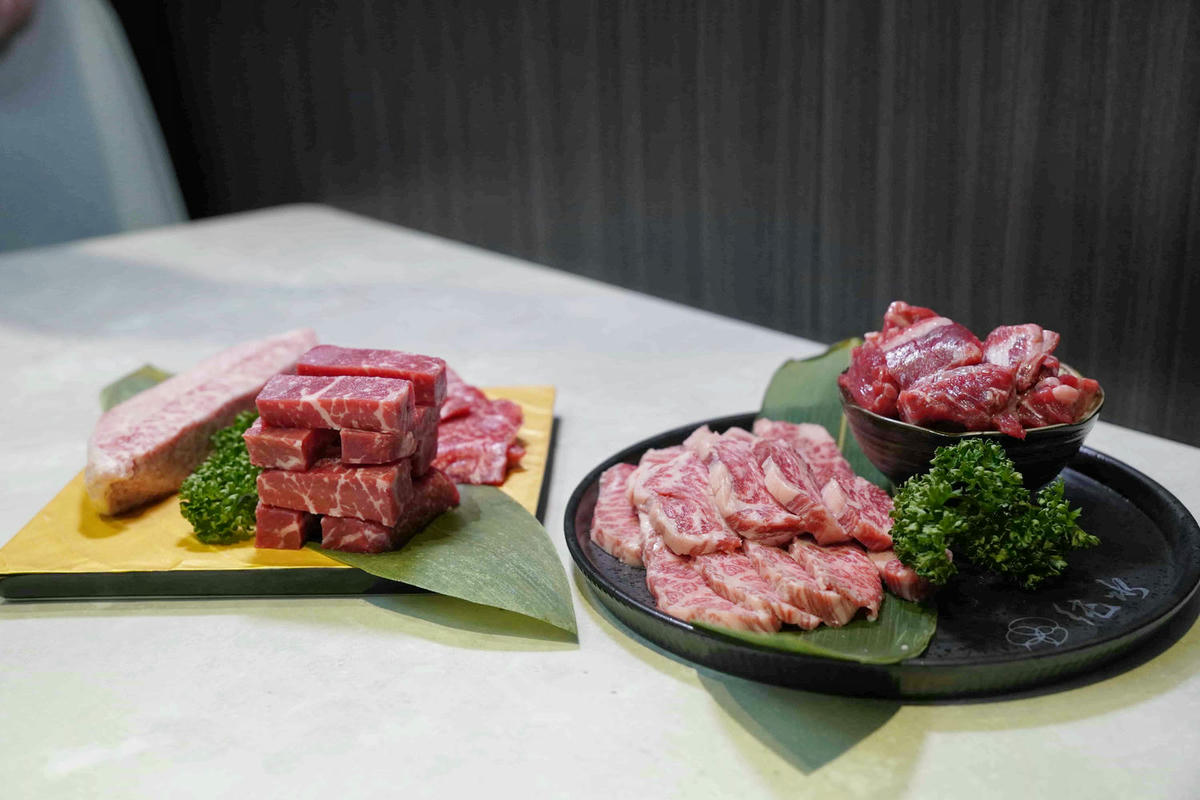 【桃園美食】純水燒肉,桃園藝文特區新開幕的正宗和牛燒肉店!一次滿足視覺與味覺的極致和牛饗宴,自己烤肉只要半價,還有高級VIP包廂 - 第42張圖