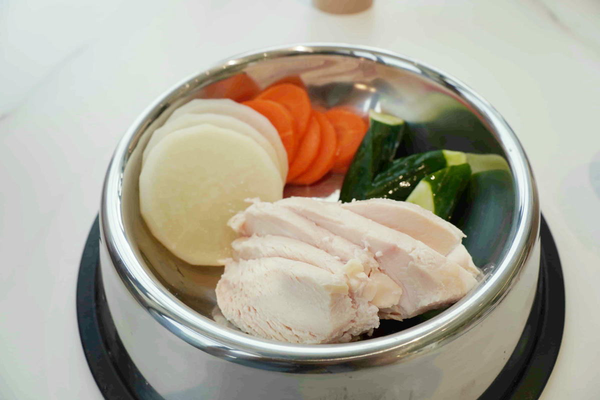 【宜蘭冬山】全新開幕 Max Home 質感寵物友善民宿,一泊二食,暢享北歐私廚早餐,精緻午茶buffet、百坪圍籬草坪讓狗狗恣意奔跑,還有薩摩耶店長可愛上工! - 第38張圖
