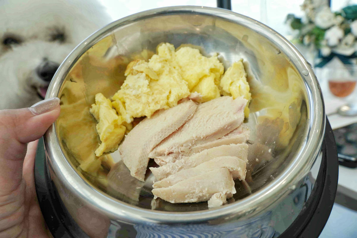 【宜蘭冬山】全新開幕 Max Home 質感寵物友善民宿,一泊二食,暢享北歐私廚早餐,精緻午茶buffet、百坪圍籬草坪讓狗狗恣意奔跑,還有薩摩耶店長可愛上工! - 第74張圖