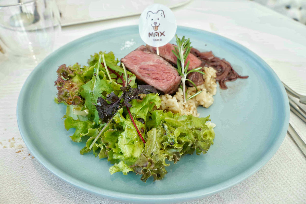 【宜蘭冬山】全新開幕 Max Home 質感寵物友善民宿,一泊二食,暢享北歐私廚早餐,精緻午茶buffet、百坪圍籬草坪讓狗狗恣意奔跑,還有薩摩耶店長可愛上工! - 第72張圖