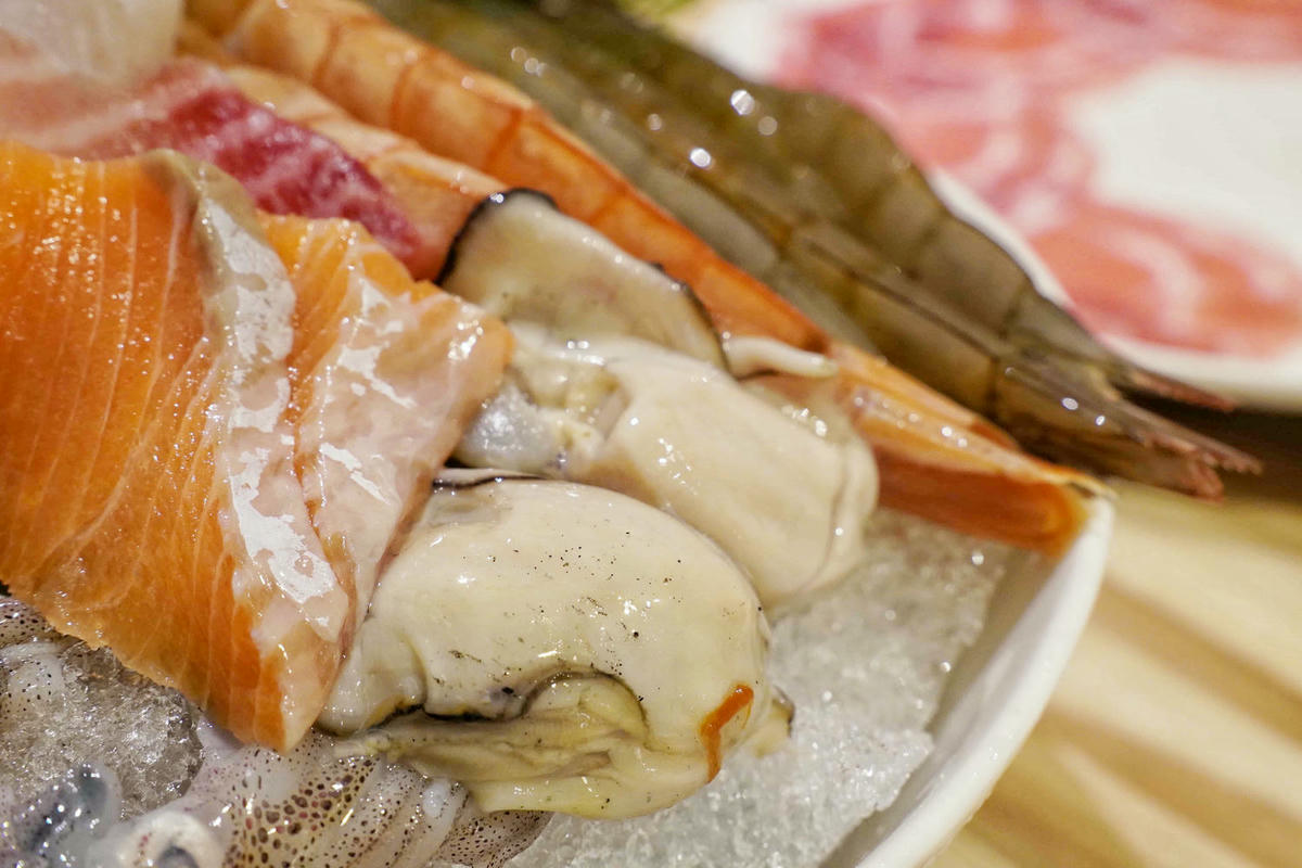 【台北美食】汆食作伙鍋中山店,近民權西站、晴光市場,台北火鍋推薦新選擇,用餐環境棒,食材新鮮,超強創意湯底,推薦麻辣鍋和鳳梨蛤蠣雞! - 第50張圖
