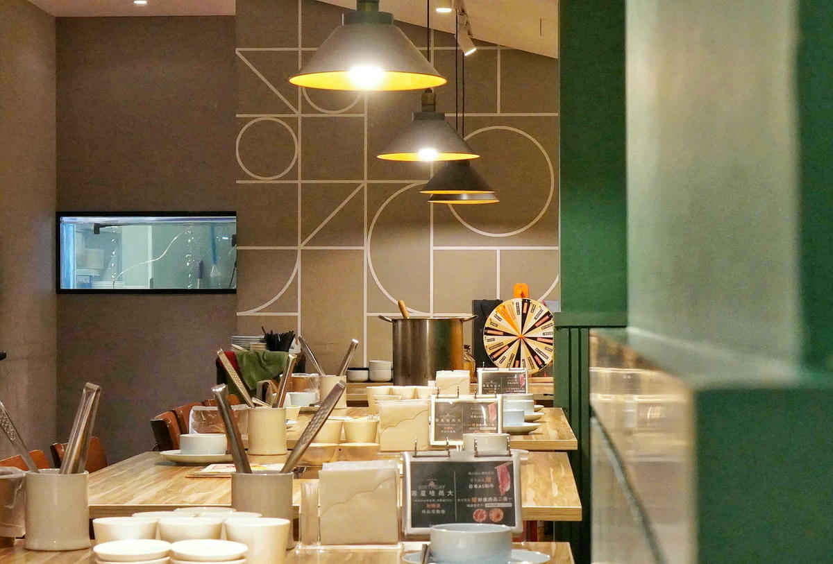 【台北美食】汆食作伙鍋中山店,近民權西站、晴光市場,台北火鍋推薦新選擇,用餐環境棒,食材新鮮,超強創意湯底,推薦麻辣鍋和鳳梨蛤蠣雞! - 第3張圖