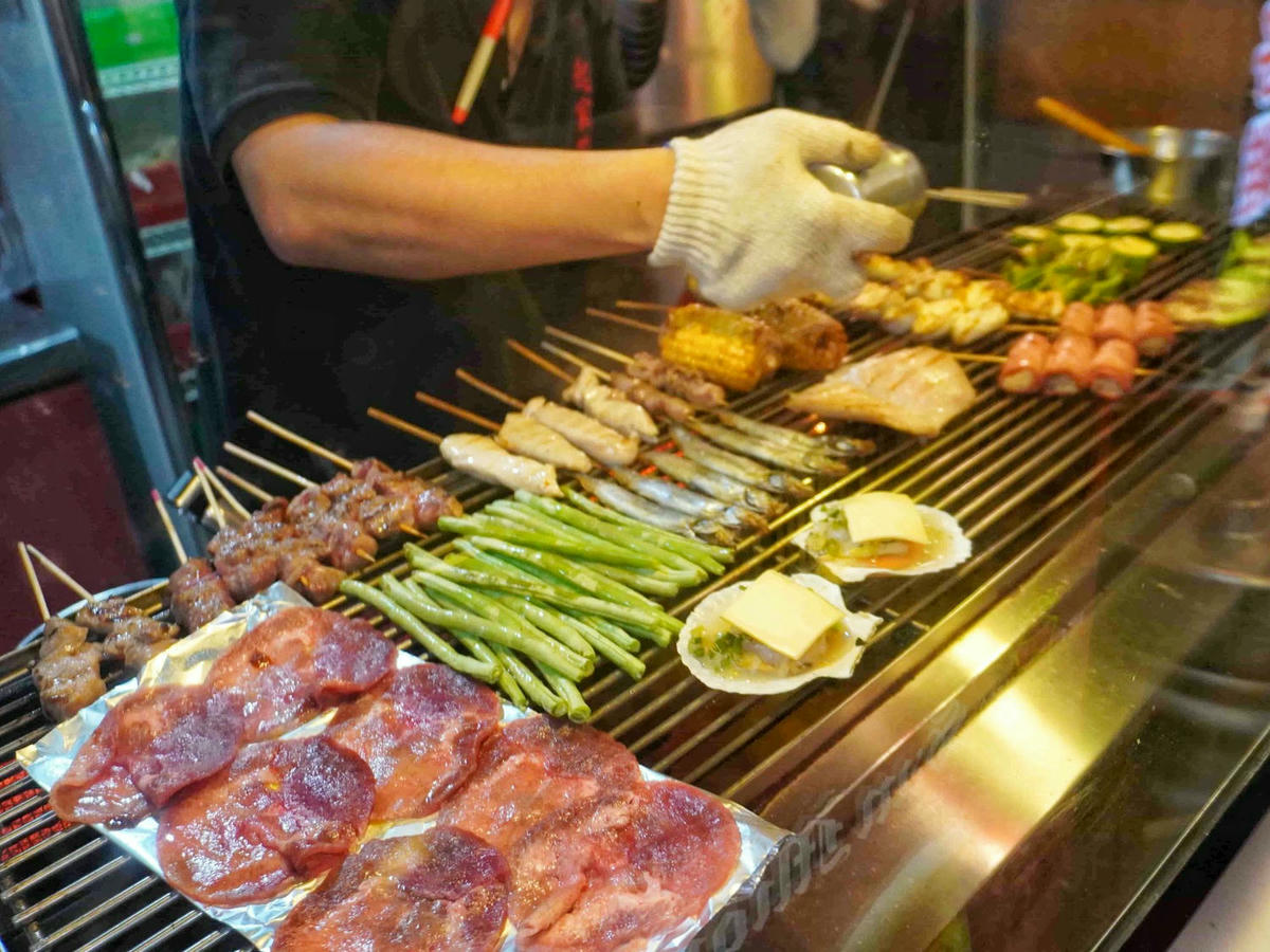 【台北士林美食】雞老闆桶仔雞,士林夜市人氣居酒屋,美味串燒、熱炒,配生啤好對味,當月壽星或消費滿額免費送桶仔雞! - 第16張圖