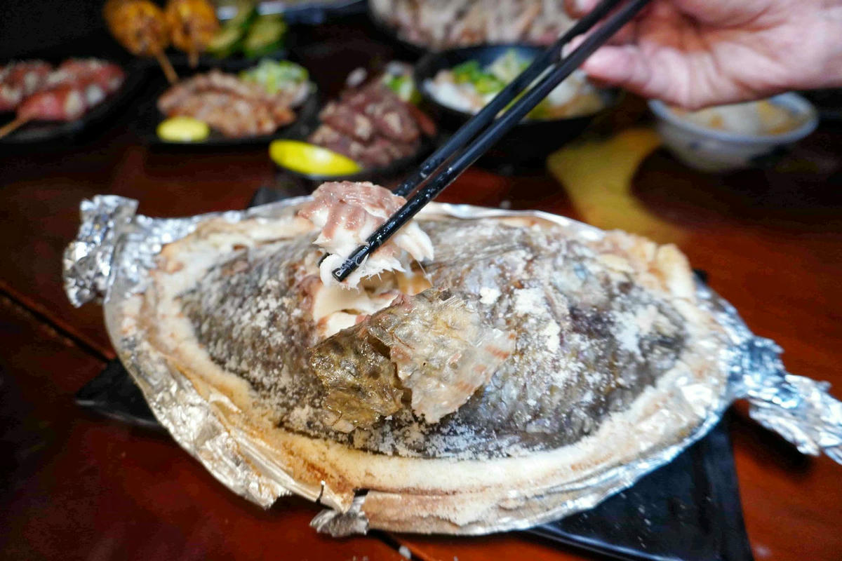 【台北士林美食】雞老闆桶仔雞,士林夜市人氣居酒屋,美味串燒、熱炒,配生啤好對味,當月壽星或消費滿額免費送桶仔雞! - 第40張圖