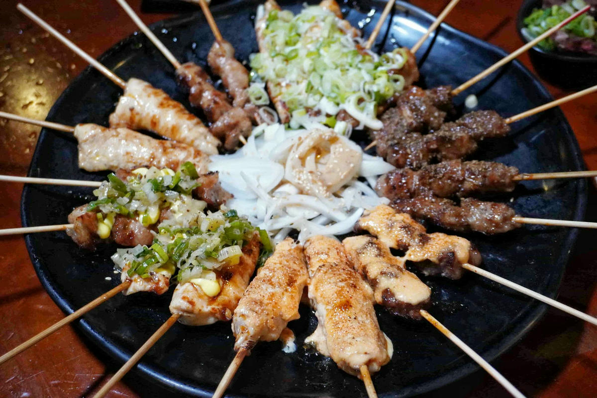 【台北士林美食】雞老闆桶仔雞,士林夜市人氣居酒屋,美味串燒、熱炒,配生啤好對味,當月壽星或消費滿額免費送桶仔雞! - 第61張圖