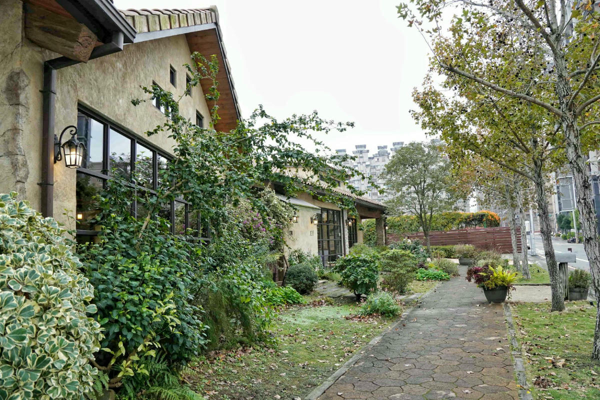 【桃園美食】南法鄉村風咖啡館 Jo’s Corner Caf’e,藏於市區一隅的美好秘境,自家烘焙的美味麵包和優質咖啡 - 第4張圖