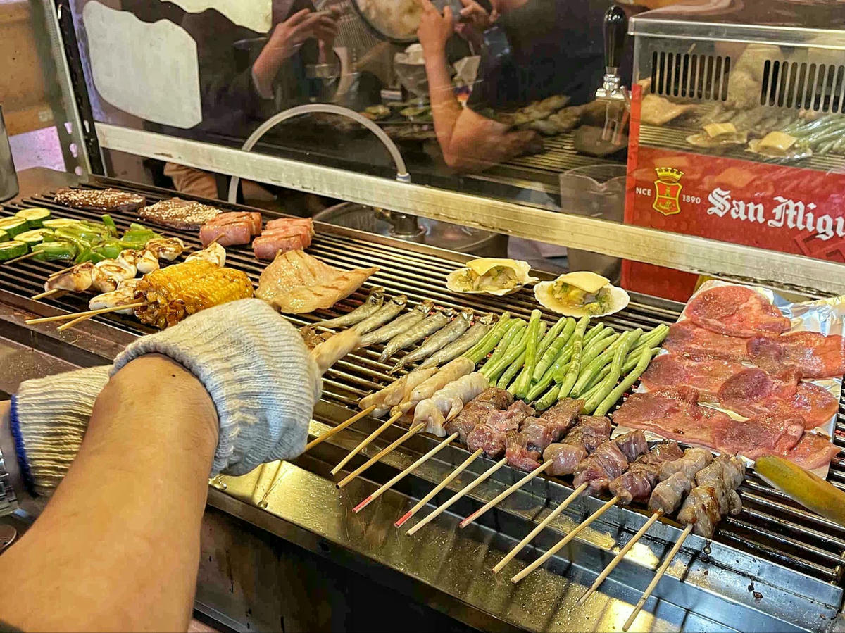 【台北士林美食】雞老闆桶仔雞,士林夜市人氣居酒屋,美味串燒、熱炒,配生啤好對味,當月壽星或消費滿額免費送桶仔雞! - 第17張圖