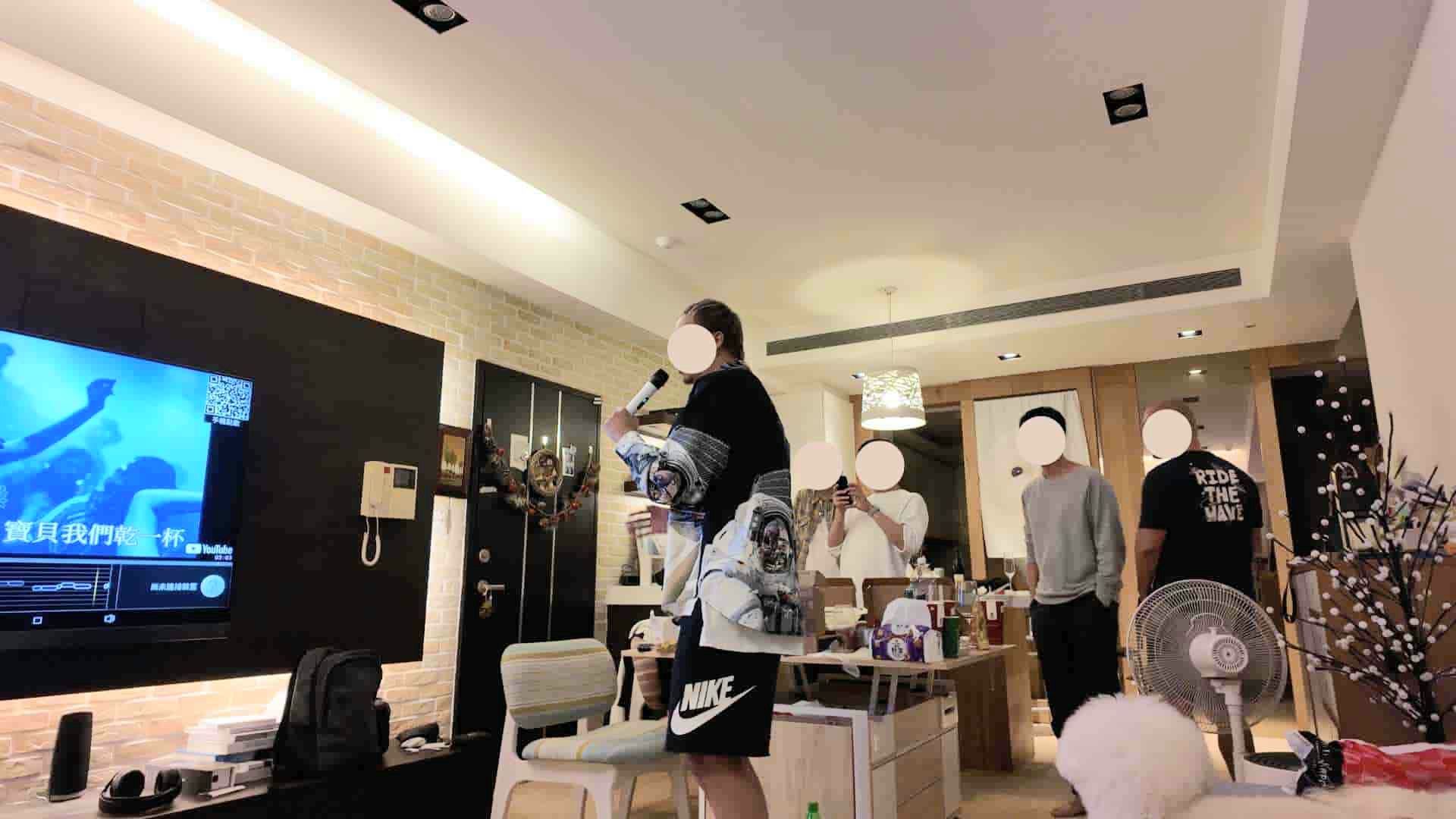 居家外出必備party神器,SANSUI 山水行動KTV,(KKTV-030) 14吋觸控旋轉螢幕,高音質音箱,可一鍵去人聲,支援wifi聯網,歌單自動更新,讓你走到哪唱到哪! - 第46張圖